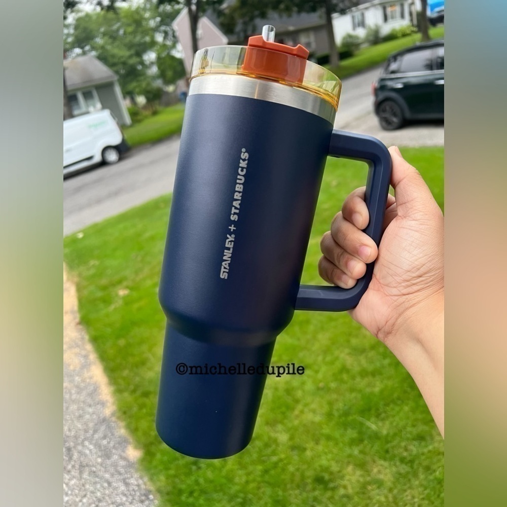 STANLEY x Starbucks navy exclusive PHILIPPINES RELEASE - Picture 17 of 17